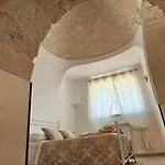 Trulli Giovanni E Angela * Locorotondo