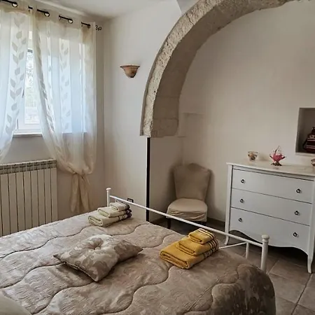 Trulli Giovanni E Angela * ロコロトンド