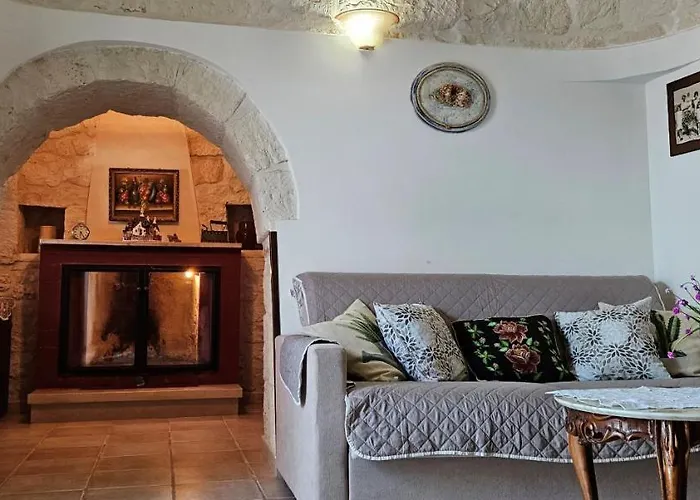 בית נופש Trulli Giovanni E Angela