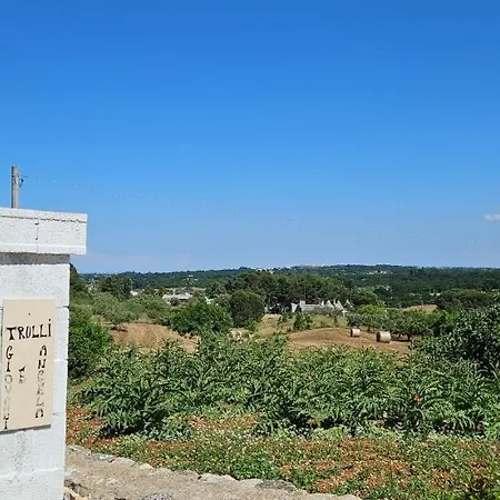 Trulli Giovanni E Angela Дом отдыха Локоротондо