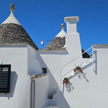 Trulli Giovanni E Angela Holiday home