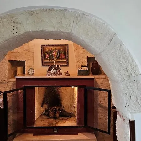 Trulli Giovanni E Angela Holiday home *